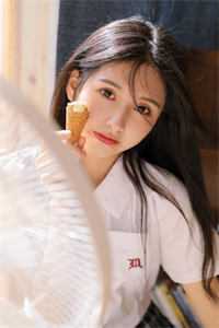 踹渣男后，我霸上美貌皇叔全局