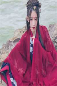 炮灰穿越，我在大乾做当代皇帝精修版