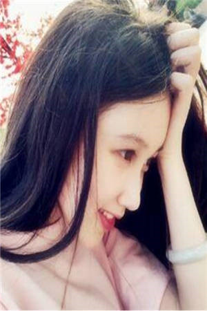 精修版为军火库舔女主三年，她却当真了小说精彩章试读
