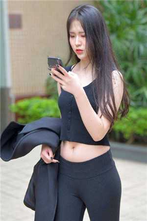 全集小说阅读谈情说爱？攥紧军火库物资不香吗