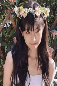 穿成炮灰女主后，引诱了疯批暴君文章全文