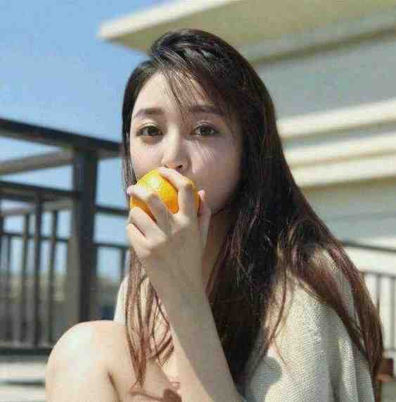 弹幕提醒我后，七零女配不做垫脚石了免费