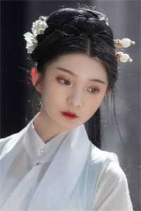 嫁豪门的同学凌虐我后，豪门倾覆免费看