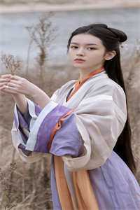 全文版榜一大姐没钱后，天降神豪系统