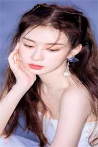 秦星秦月的小说弹幕提醒我后，七零女配不做垫脚石了小说阅读