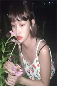 穿成超稀有雌性，被大佬们追着宠全集小说