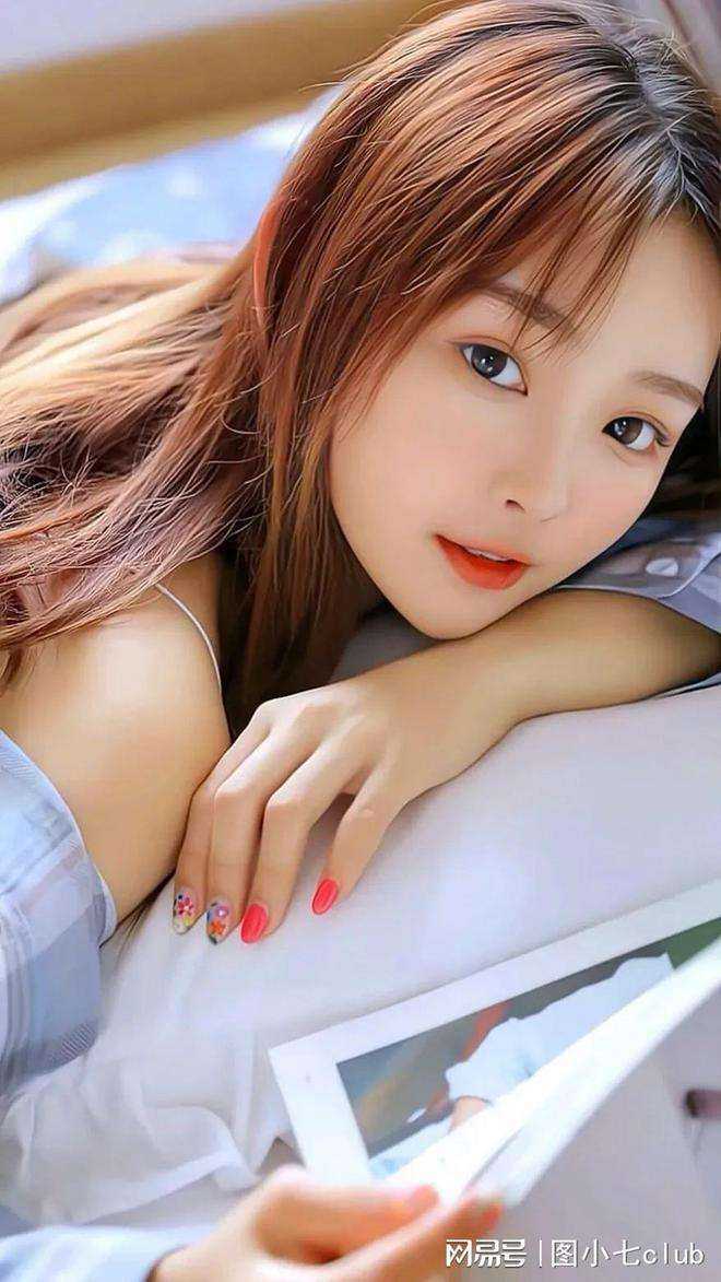逃婚后，皇后娘娘想另嫁他人最新章节