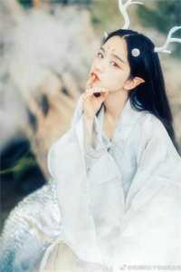 穿越后，她在府上开班了全文+番茄