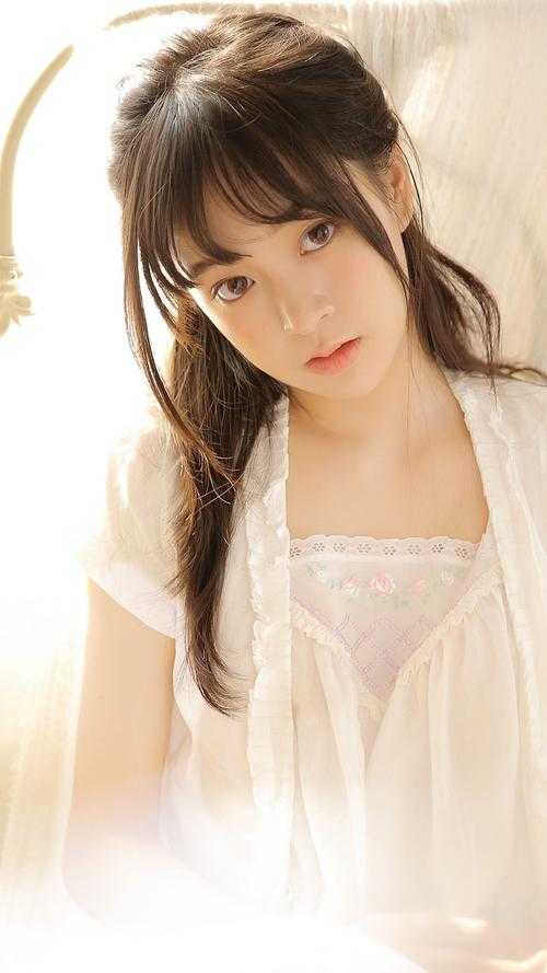 落日不言人自归后续