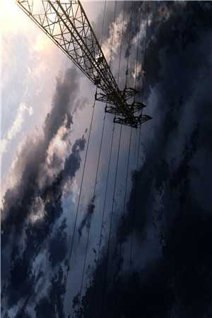 云深不知，雾漫归期畅销巨著