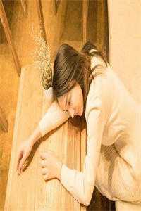 夜雨摧折泪盈枝全集