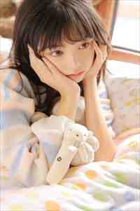 逃出囚笼归来，她将世子踢下神坛柳月娥苏微雨大结局