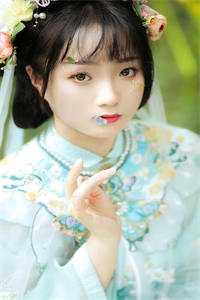 他追西方月，我守东方红精彩