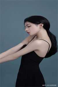 租个赌王女友回家过年后，极品亲戚输掉腚精修版