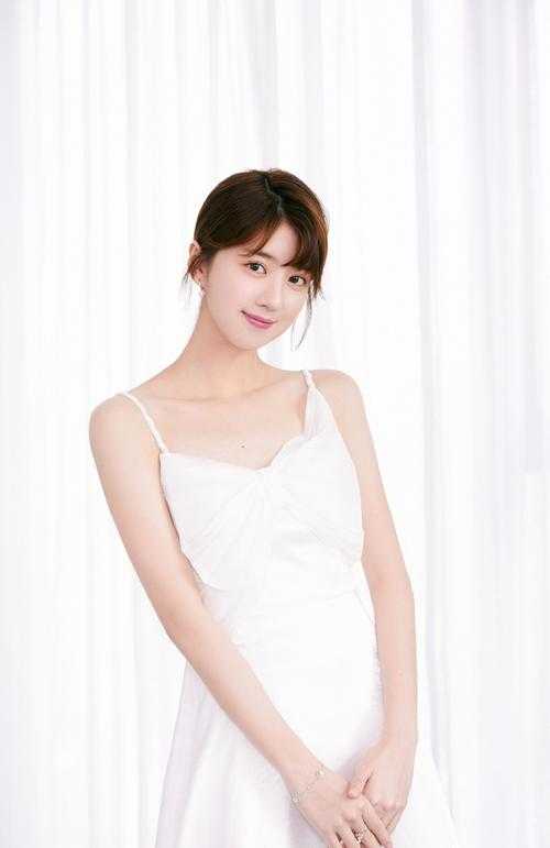 穿成恶毒女配，禁欲首长夜夜宠无删减版