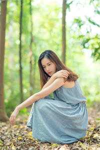 穿越战乱年代？我直接开挂平推完结版