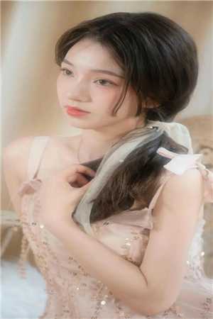 穿越开局成通房，清冷权臣被睡服完整文集阅读