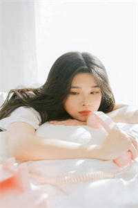 白发出生的我，被典当给了阴间当铺新上热文