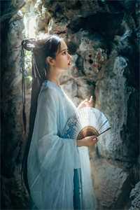 让你推演天机，你上手摸女帝腰？全篇