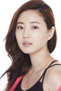 绿山秋色深，灯冷花期衰完整阅读