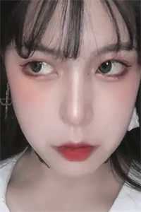 人在综武，我爆改女枭雄头目爆火全网