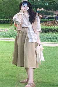 神豪：从给阿姨消费开始无删减版