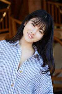 小白花真千金回归，我作为头脑简单的假千金躺平被宠抖音