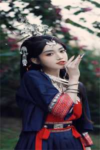 人在综武，我爆改女枭雄头目完整作品