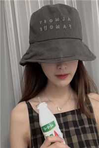 摄政王回京，新皇却逼我给宠妃磕头笔趣阁