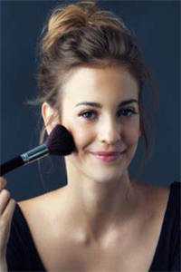 识破女儿身后，她被王爷宠疯了！全文