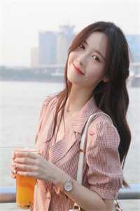 拒绝做妾后，我转身当上了敌国皇后小说畅读