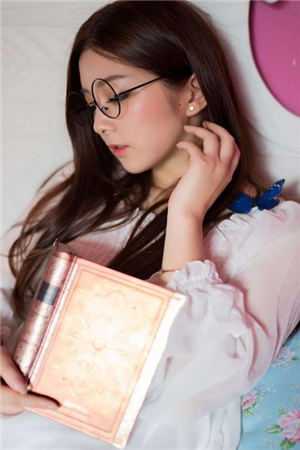 被送进矫正学校两年后，我从除夕大桥上跳了下去广告+结局