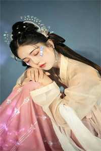 暮雪昭昭烬白头by