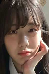 她去陪别人过生日，回来发现家没了的小说