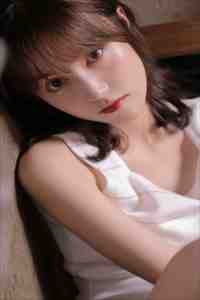 池上春归，棠枝栖倦客精彩